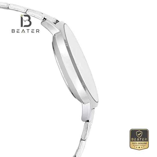 Casio LTP-VT01D-7BUDF Women's Silver Dial Bracelet Watch Close-Up - Beater