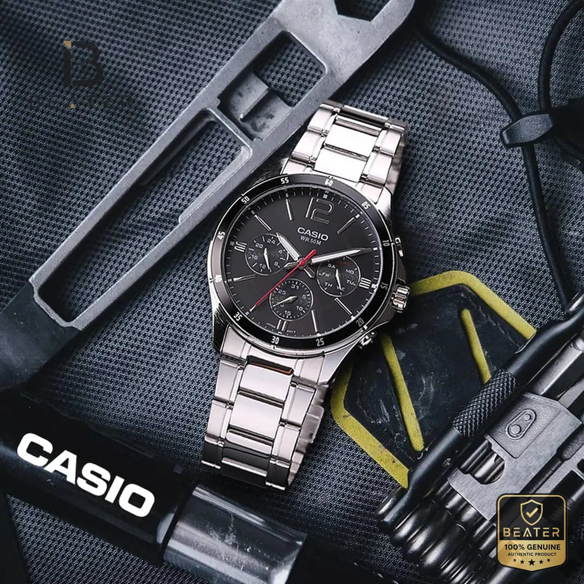 Casio MTP-1374D-1AVDF Men's Stainless Steel Bracelet and Clasp Detail - Beater