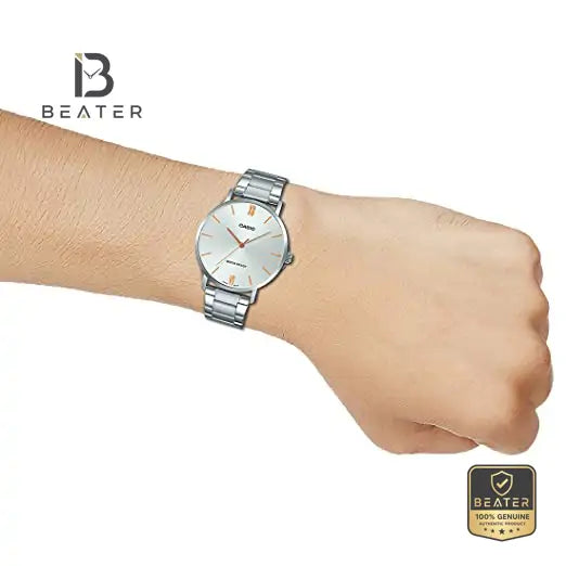 Casio MTP-VT01D-7BUDF Stainless Steel Band and Triple-fold Clasp Detail - Beater